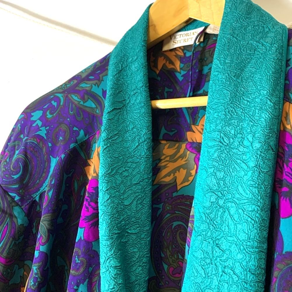 Vintage 80s Victoria’s Secret Turquoise Floral Paisley Satin Long Robe Size L - Picture 4 of 16